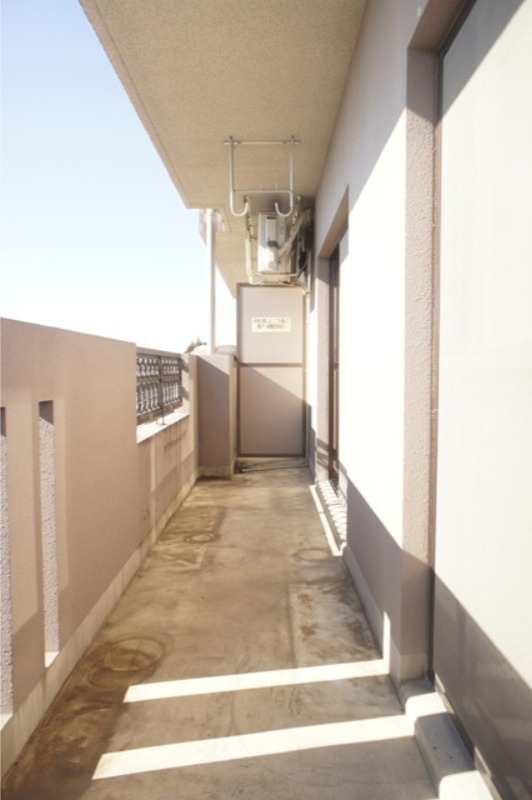 バルコニー　図面と現状に相違がある場合には現状を優先