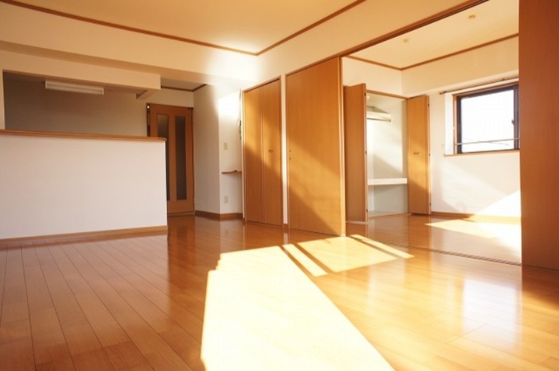 居室・リビング　図面と現状に相違がある場合には現状を優先