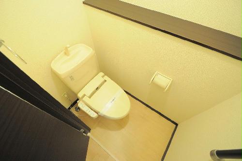 トイレ　同タイプ物件の写真です。