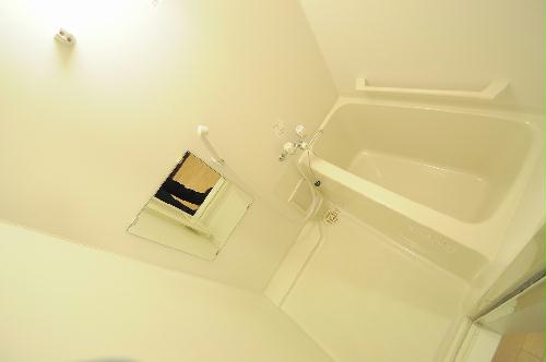 バス・シャワールーム　同タイプ物件の写真です。