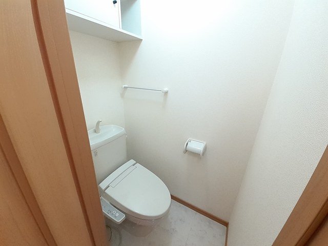 トイレ　ゆったりとした空間のトイレです