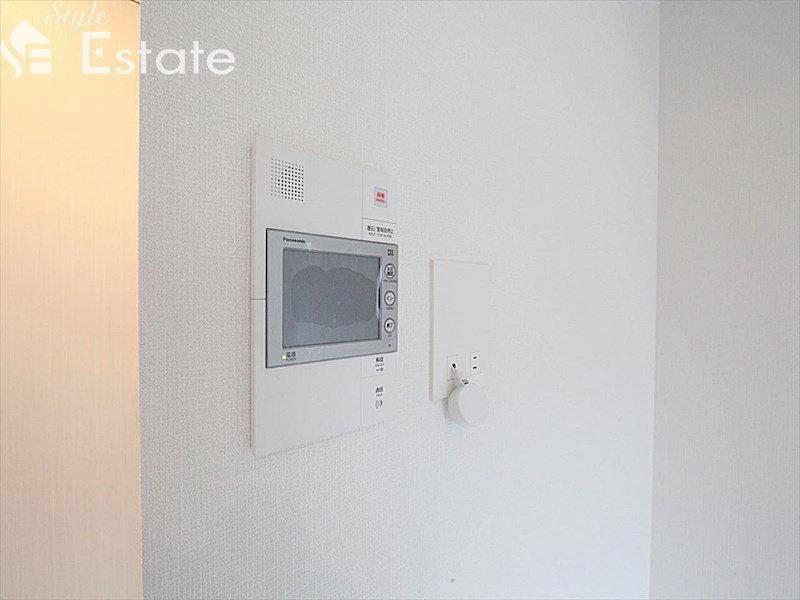 セキュリティ　モニター付きインターホン