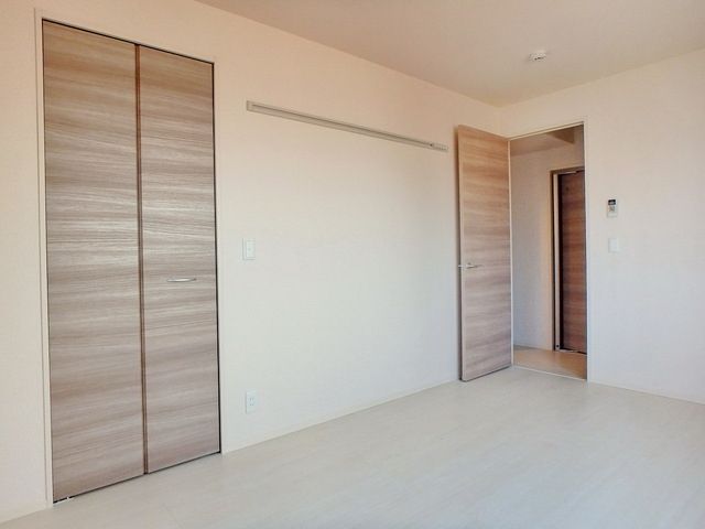 その他部屋・スペース　★洋室6.75帖★