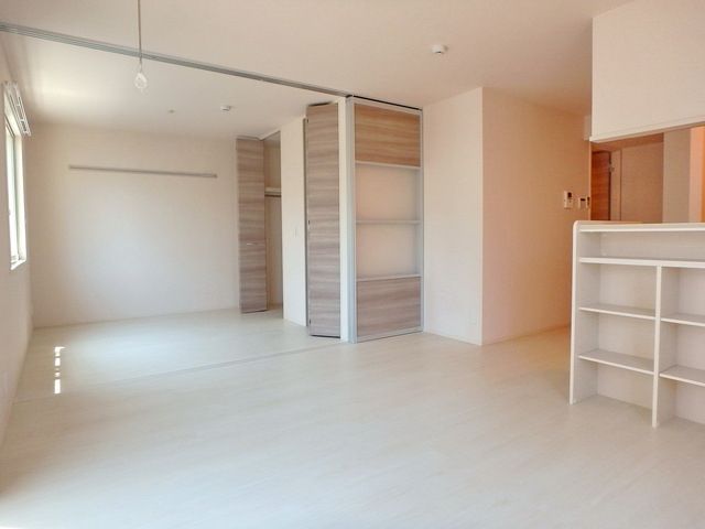 居室・リビング　★LDK12.5帖★