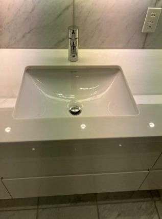 洗面設備　八雲ハウス