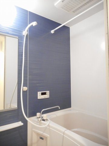バス・シャワールーム　お風呂です