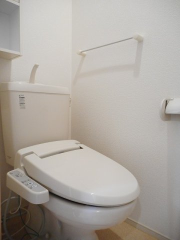 トイレ　落ち着いたトイレです