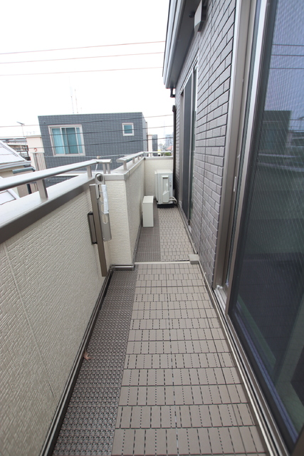 バルコニー　★南向きの外干し可能なバルコニー★