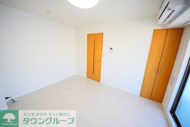 居室・リビング　★★フローリングでお掃除楽々★★