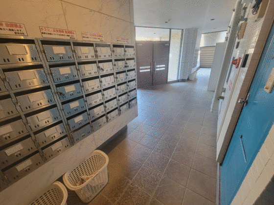 エントランス　集合ポスト