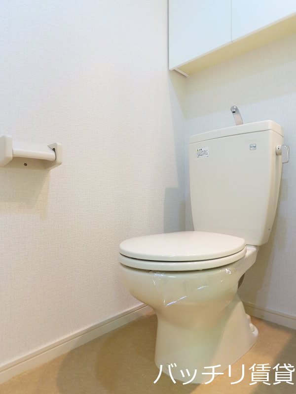 トイレ　同型タイプの為、現状を優先致します。