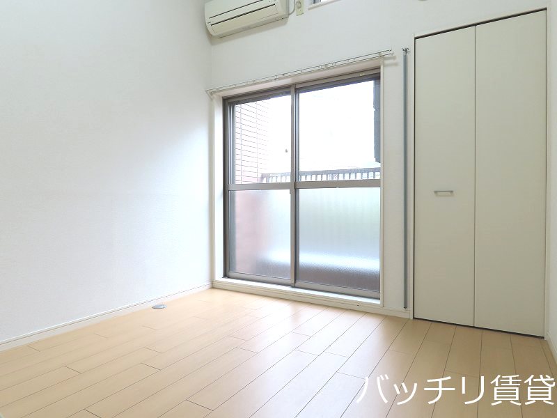 バルコニー　同型タイプの為、現状を優先致します。