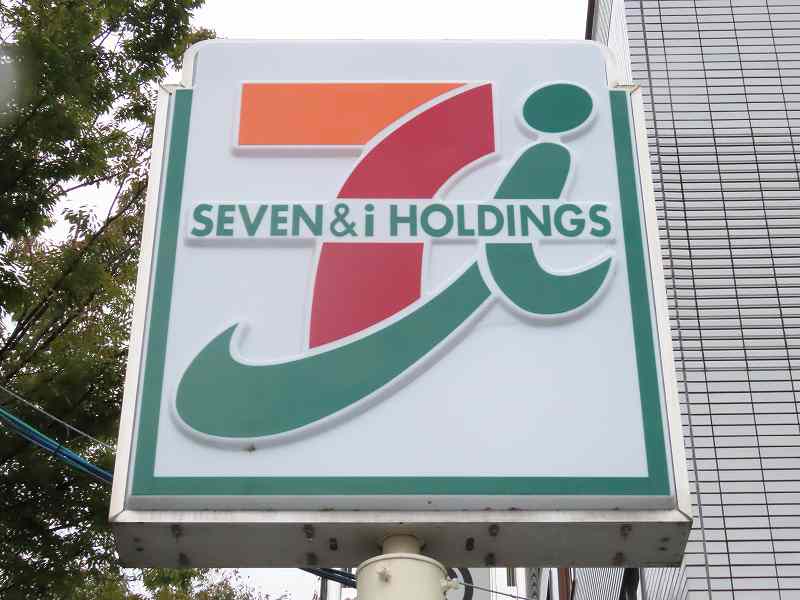 コンビニ　セブンイレブン 博多諸岡店（コンビニ）まで398m