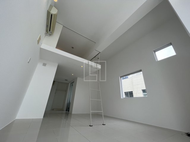 居室・リビング　是空難波西　洋室