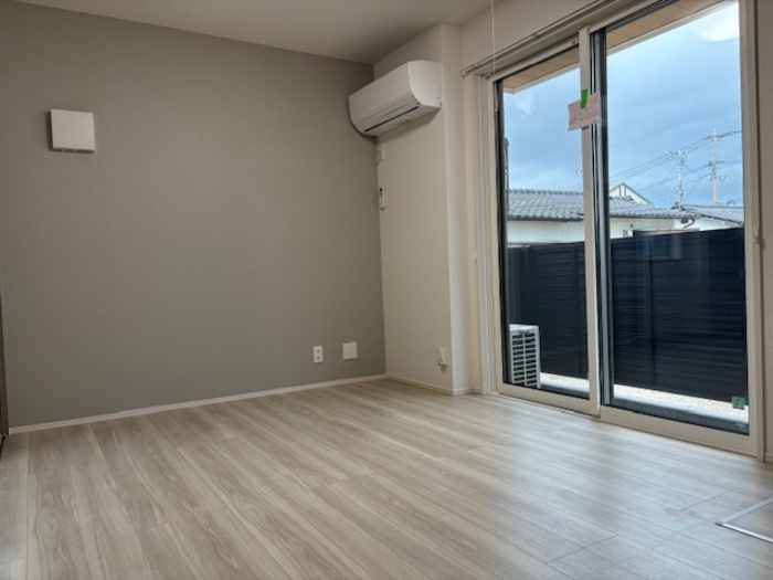 居室・リビング　明るい室内です☆