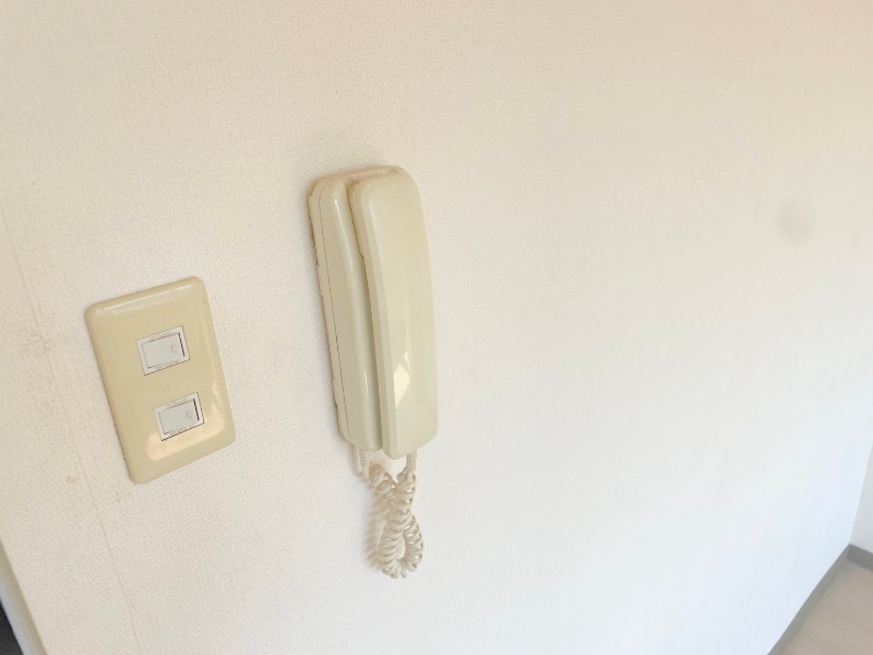 セキュリティ　インターホン付きで安心です♪