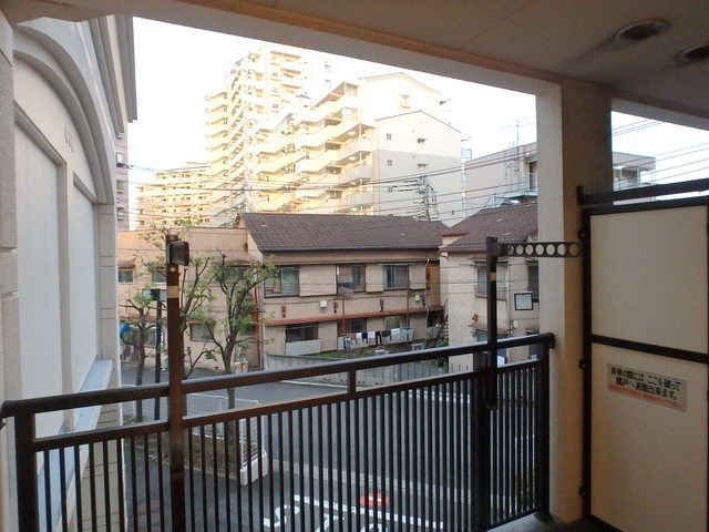 バルコニー　バルコニー