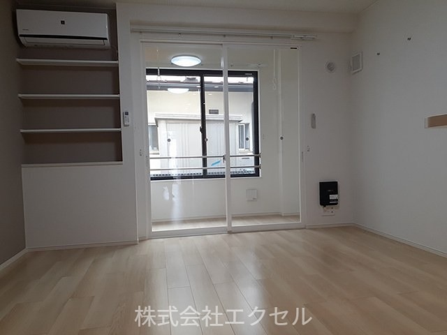 居室・リビング　明るいお部屋です。