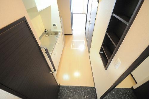 玄関　※写真と現状が異なる場合は現状を優先