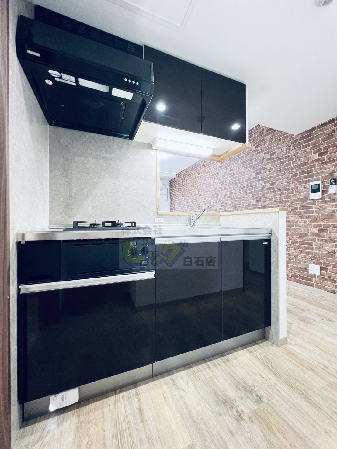 キッチン　人気の対面式システムキッチンです♪