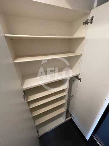 収納　エスリード福島WEST　シューズボックス