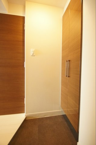 玄関　玄関です。