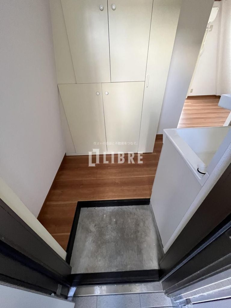 玄関　キッチン