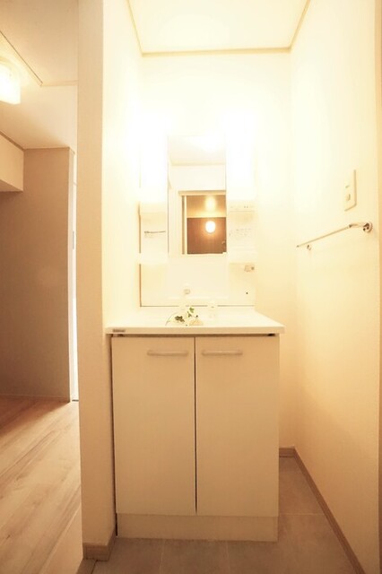 洗面設備　洗髪洗面化粧台