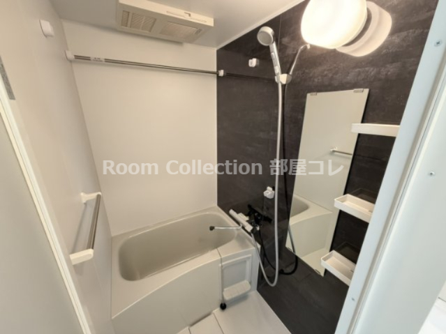 バス・シャワールーム　※同物件他部屋写真 反転、色違いの場合有 現況優先