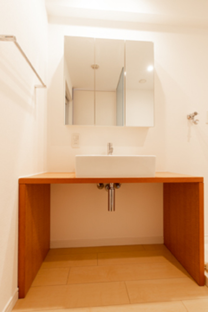 洗面設備　※写真は同タイプ住戸です。