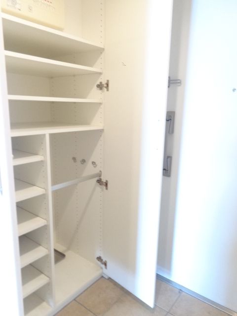 玄関　シューズBOX