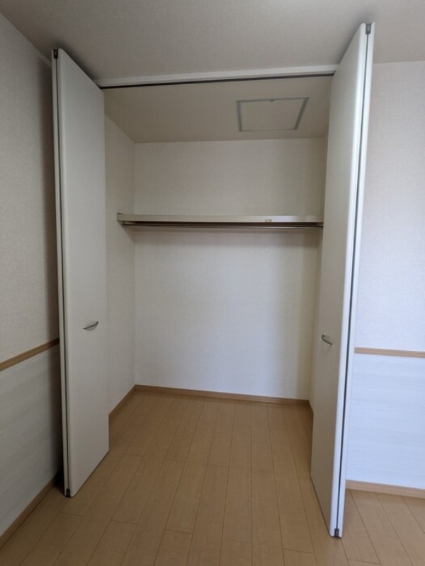 収納　図面と現状に相違がある場合には現状を優先