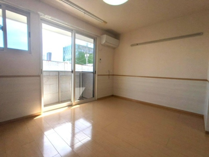 居室・リビング　図面と現状に相違がある場合には現状を優先