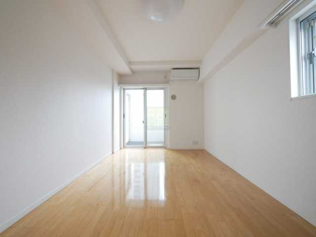 居室・リビング　パトリア九段下