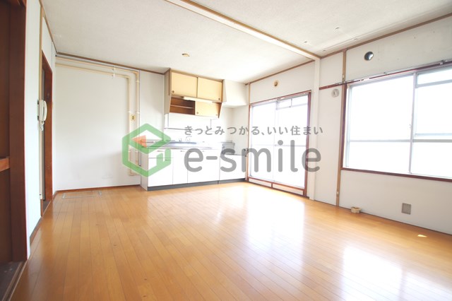 居室・リビング　使いやすい居間です