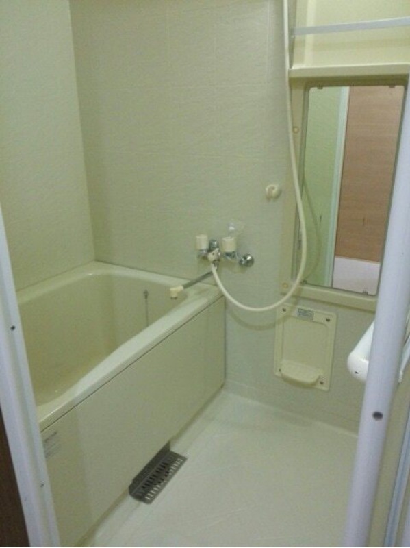 バス・シャワールーム　図面と現状に相違がある場合には現状を優先