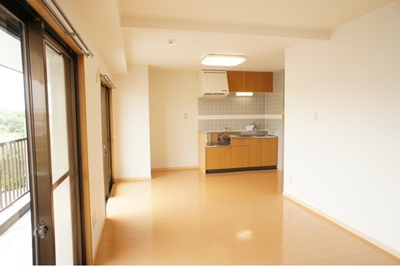 居室・リビング　図面と現状に相違がある場合には現状を優先