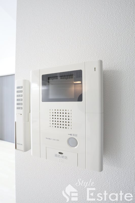 セキュリティ　モニター付きインターホン