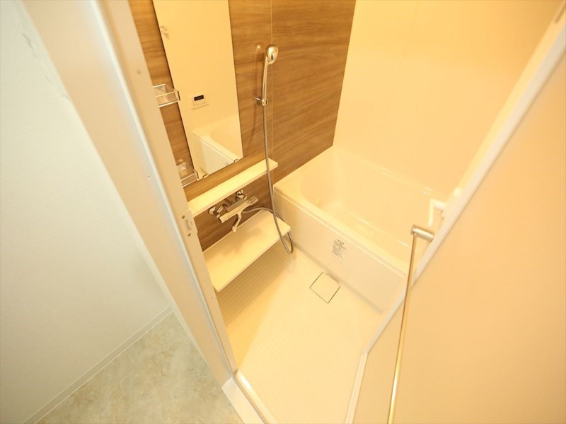 バス・シャワールーム　浴室暖房乾燥機付　オートバス・高温さし湯機能付お風呂