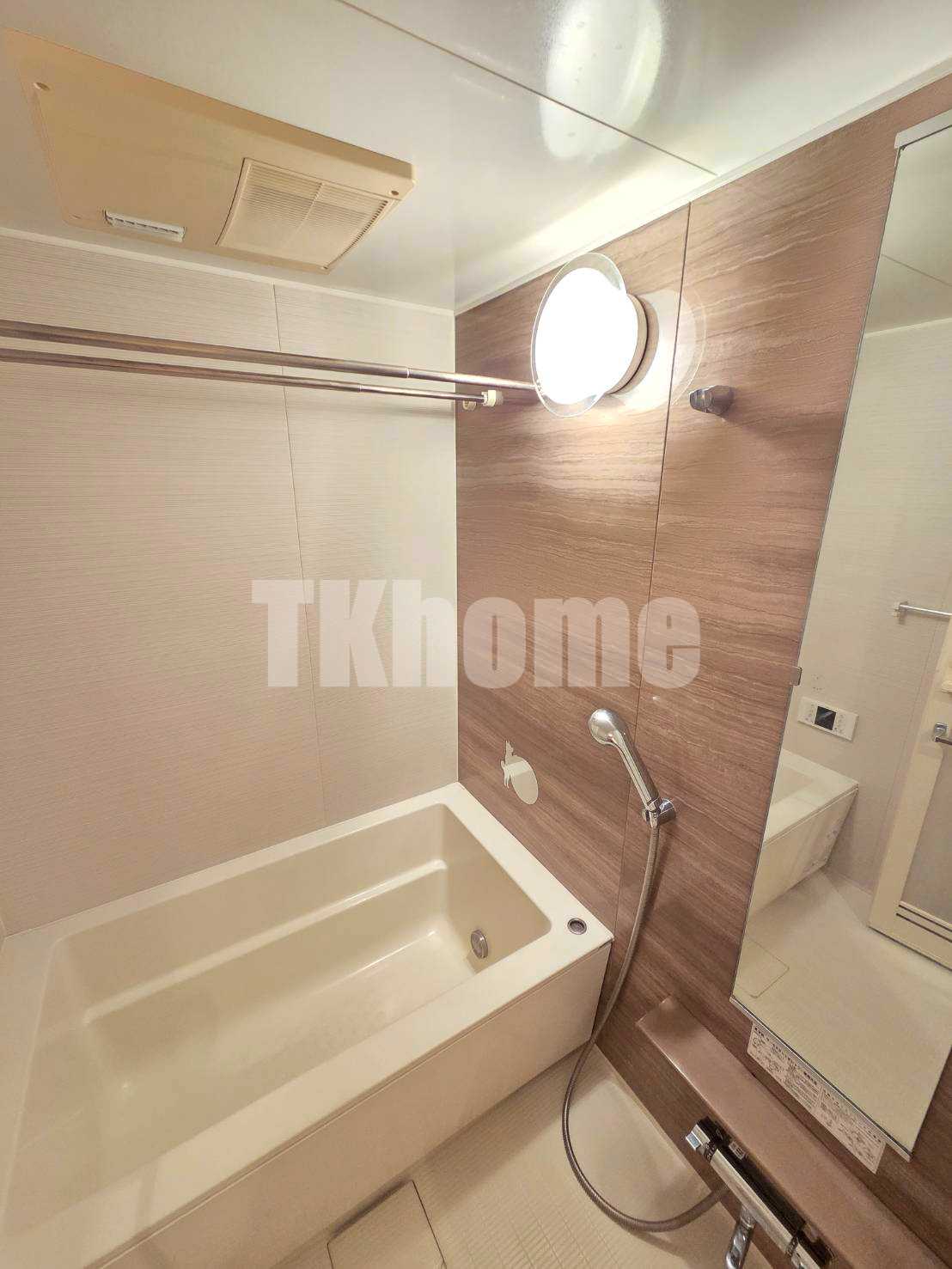 バス・シャワールーム　浴室乾燥機付き