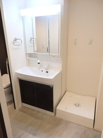 洗面設備　別号室の画像です。ご参考下さい