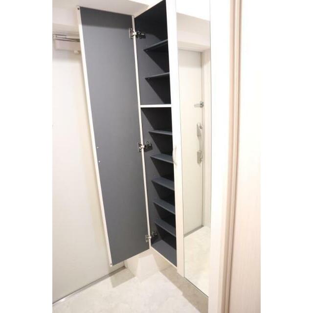 玄関　※同仕様写真含む