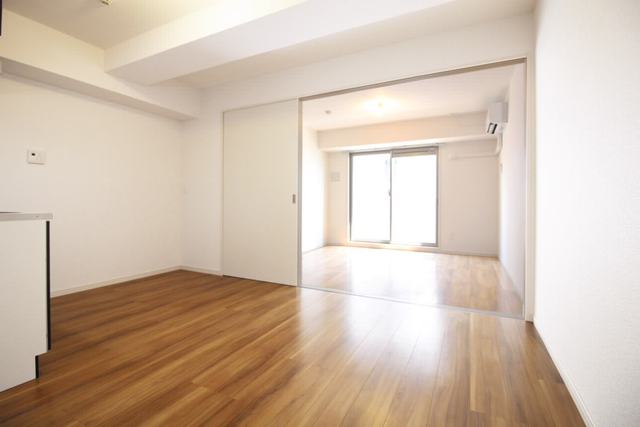 居室・リビング　☆６．８帖のＤＫ☆