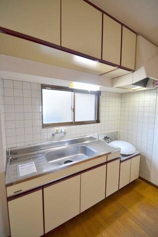 キッチン　お問合せはシティホーム海田センター　082-821-2227