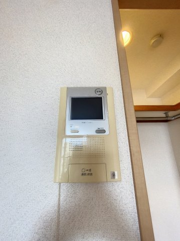 セキュリティ　来訪者が確認できる女性に安心の「TVモニターホン」