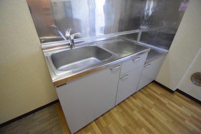 キッチン　2口コンロ設置可