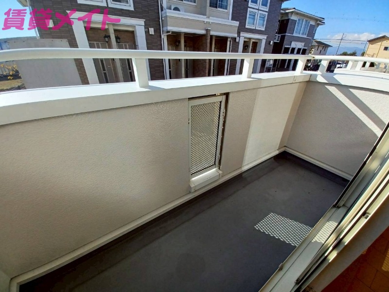 バルコニー　同型参考写真
