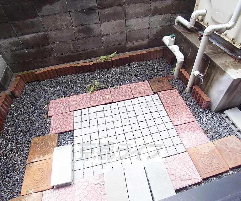 バルコニー　広々としたバルコ二ーです。