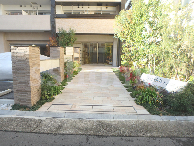 エントランス　エントランス