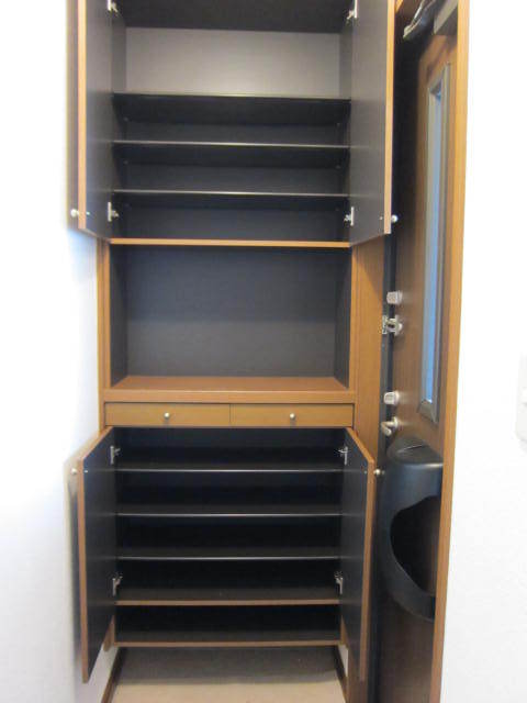 玄関　玄関シューズＢＯＸ